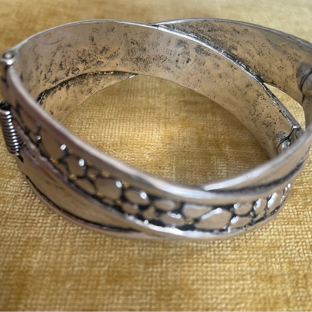 Chico's Silver Textured Bracelet